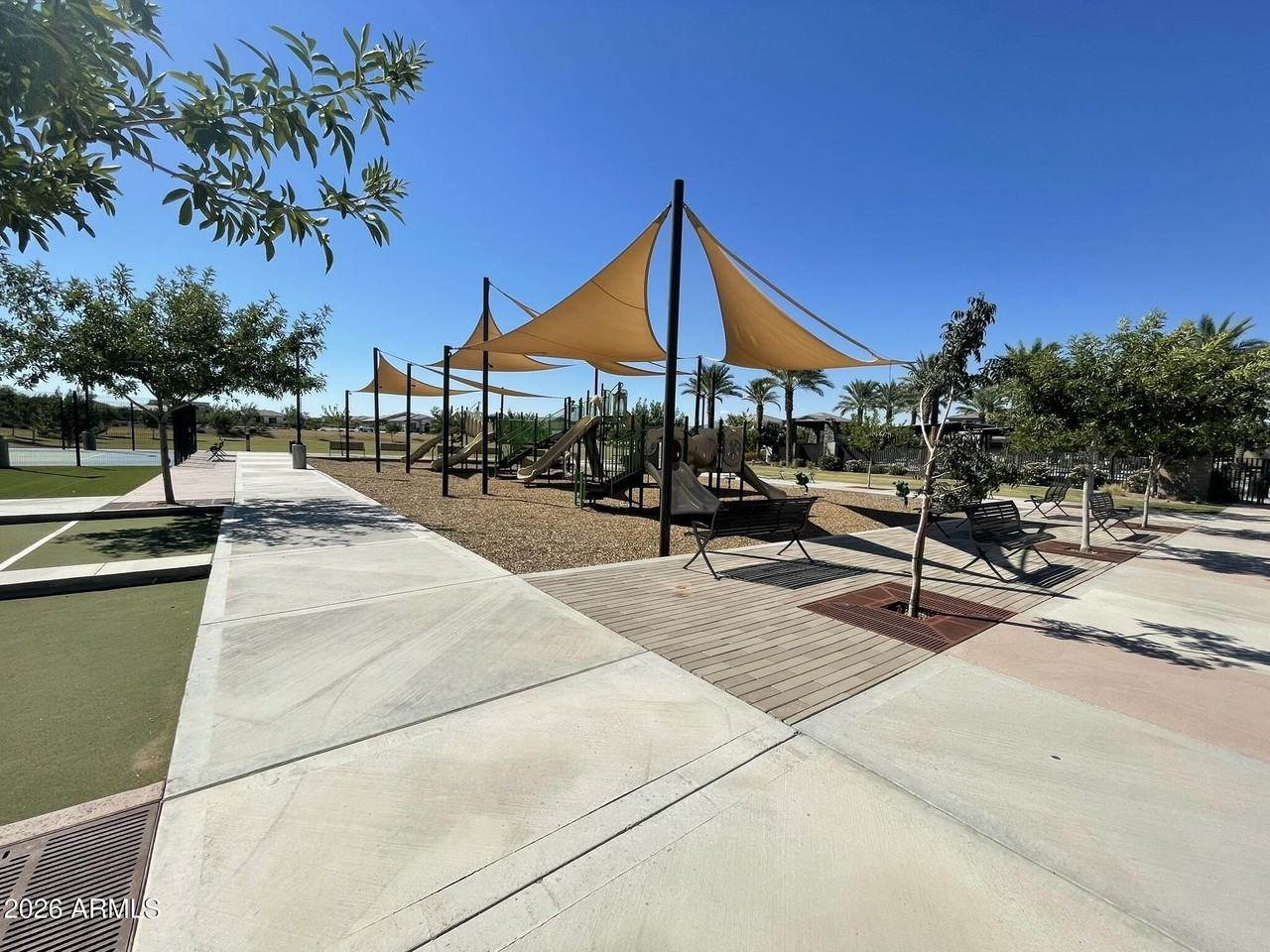 22698 E Roundup Way - Photo 4 of 27