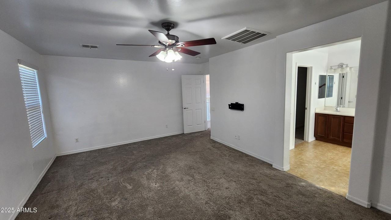 4750 S Antonio Cir - Photo 4 of 26