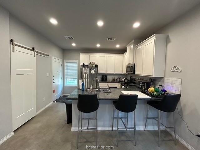 3108 Green St - Photo 6 of 24