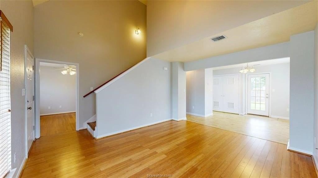 502 Nelson Ln - Photo 2 of 32