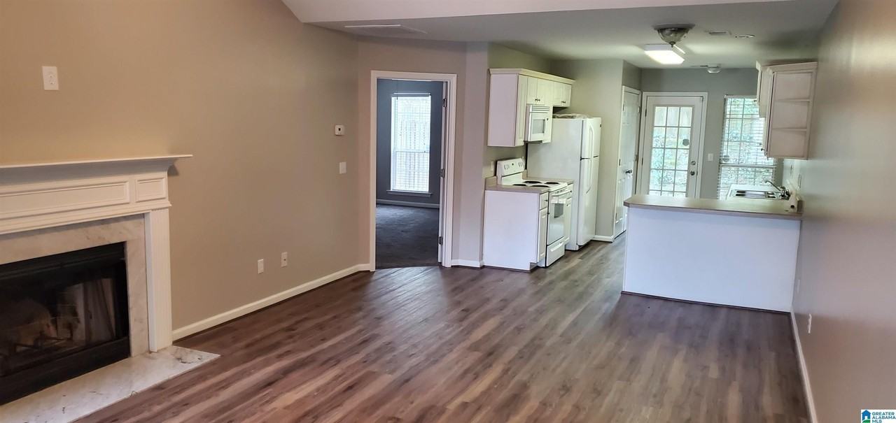 208 Rocky Ridge Dr - Photo 4 of 28
