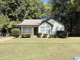 1112 Robert E Lee St - Photo 1 of 1