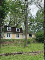 featured image of 1310 E Prairie Dr