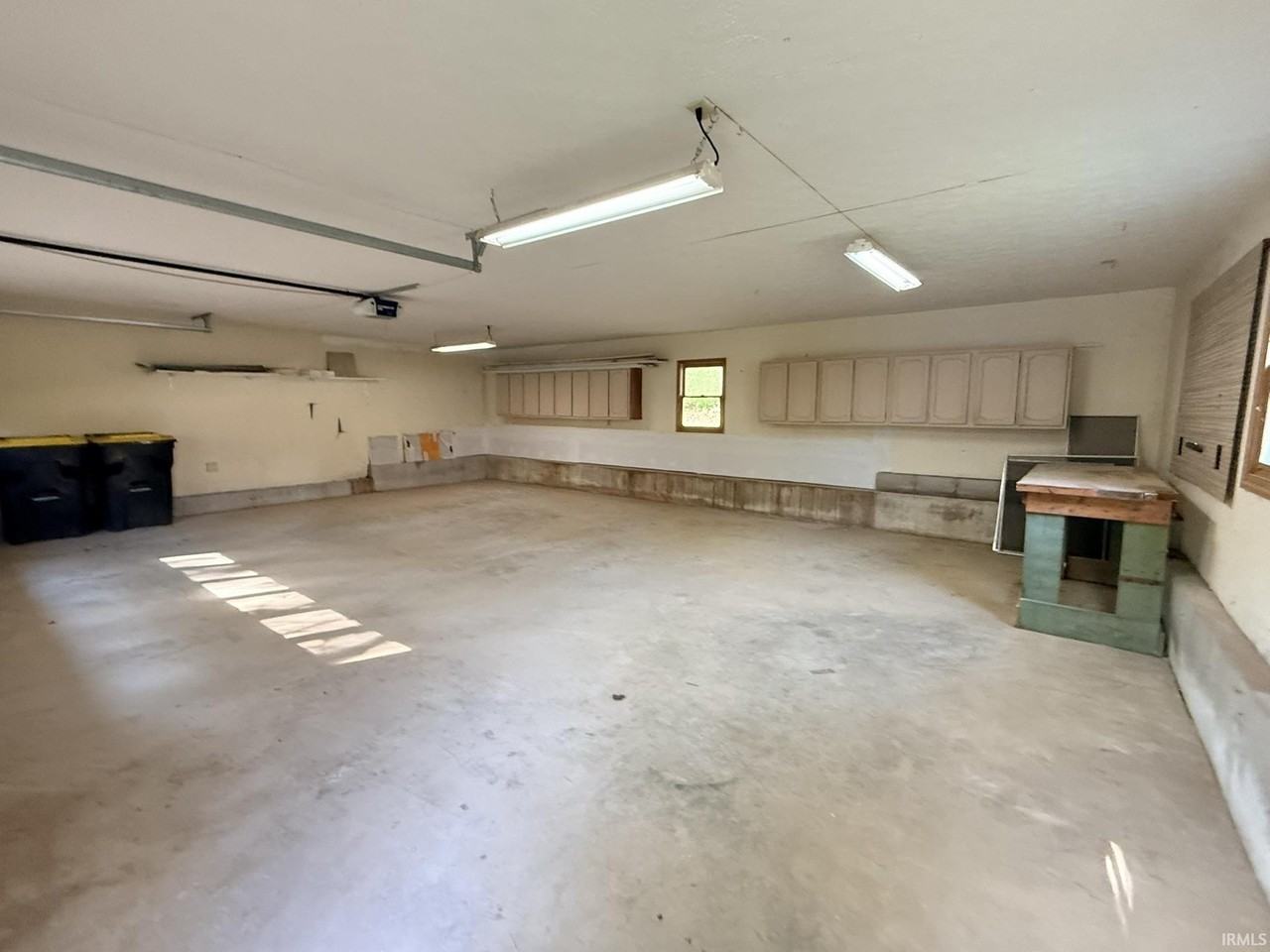 1310 E Prairie Dr - Photo 5 of 38