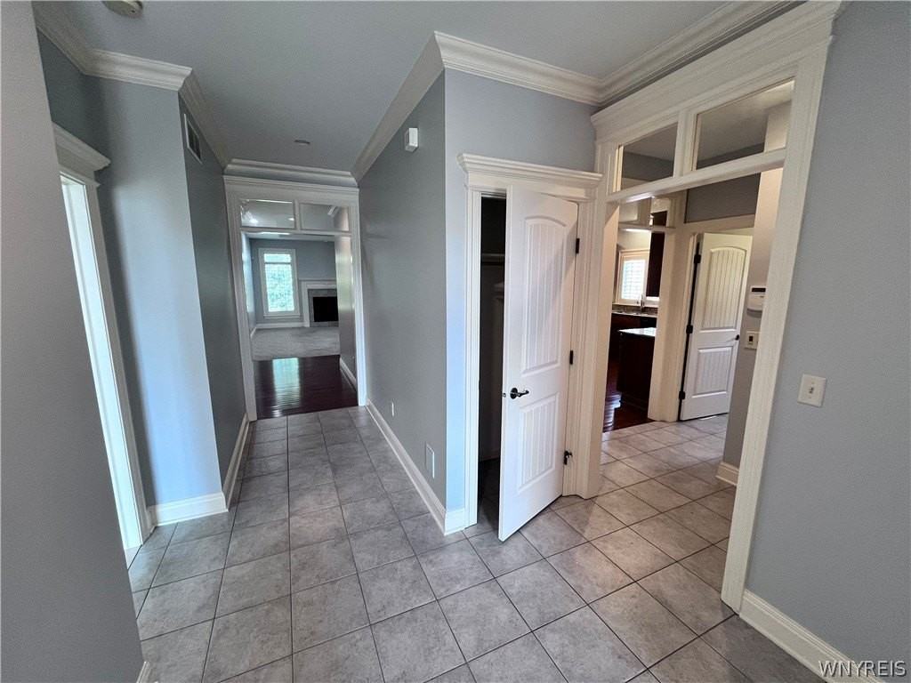 18 Saint Charles Ct - Photo 5 of 43