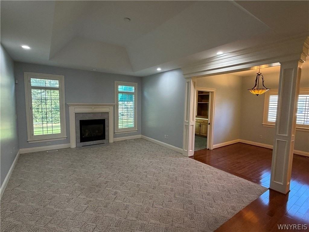 18 Saint Charles Ct - Photo 6 of 43