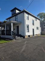 featured image of 901 S Pine St