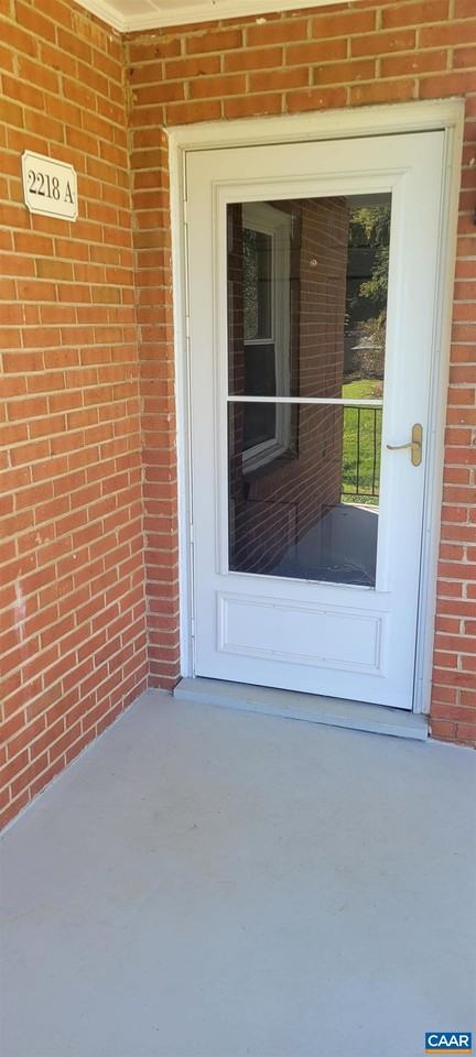 2218 Wayne Ave #A - Photo 3 of 26
