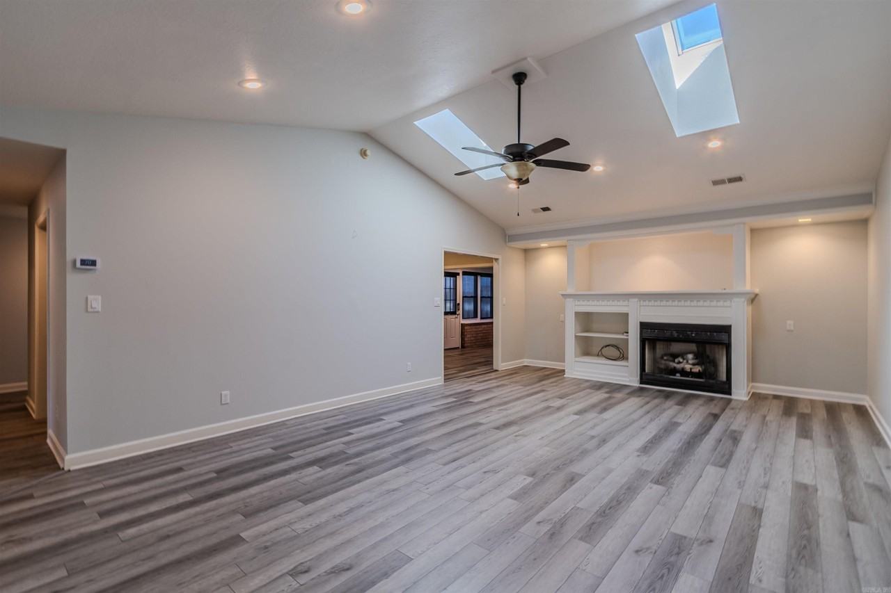 20 Enclave - Photo 2 of 16