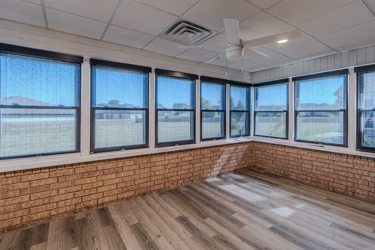 20 Enclave - Photo 5 of 16