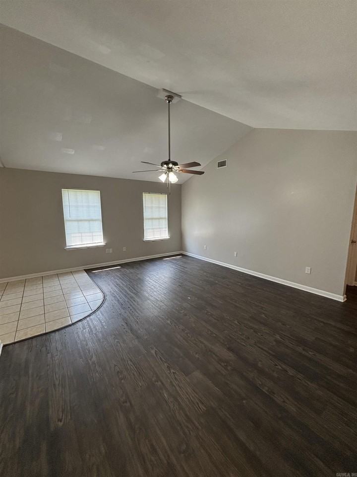 (address hidden) - Photo 4 of 19