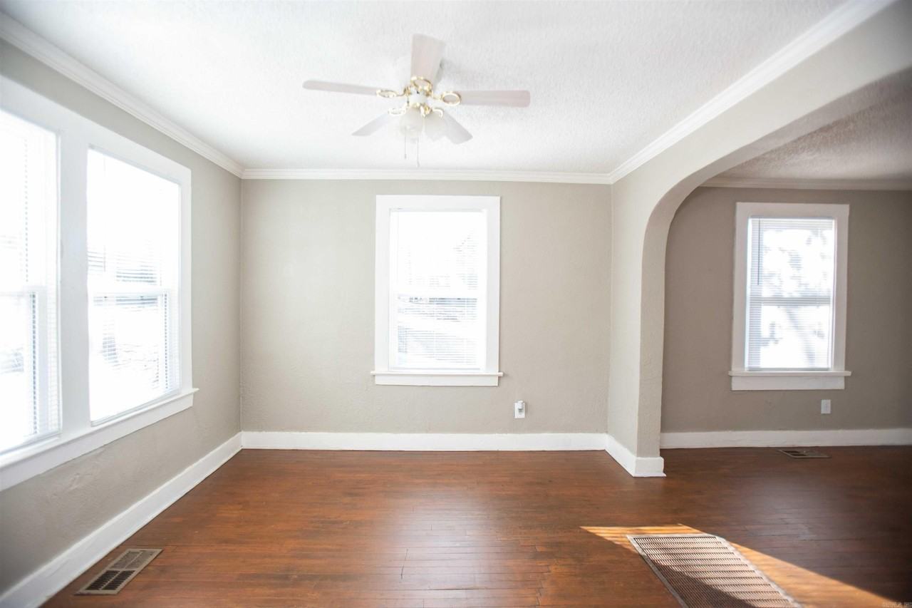 3720 Maryland Ave - Photo 3 of 20