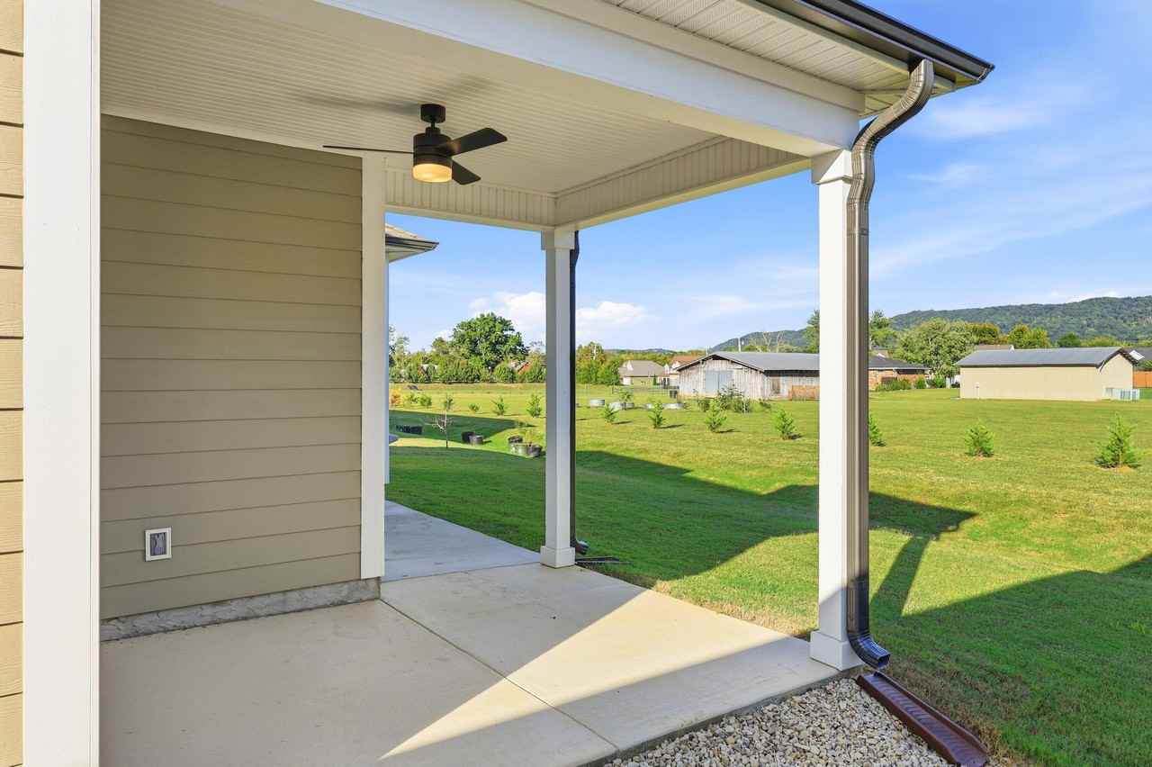 7366 Tailgate Loop - Photo 4 of 39