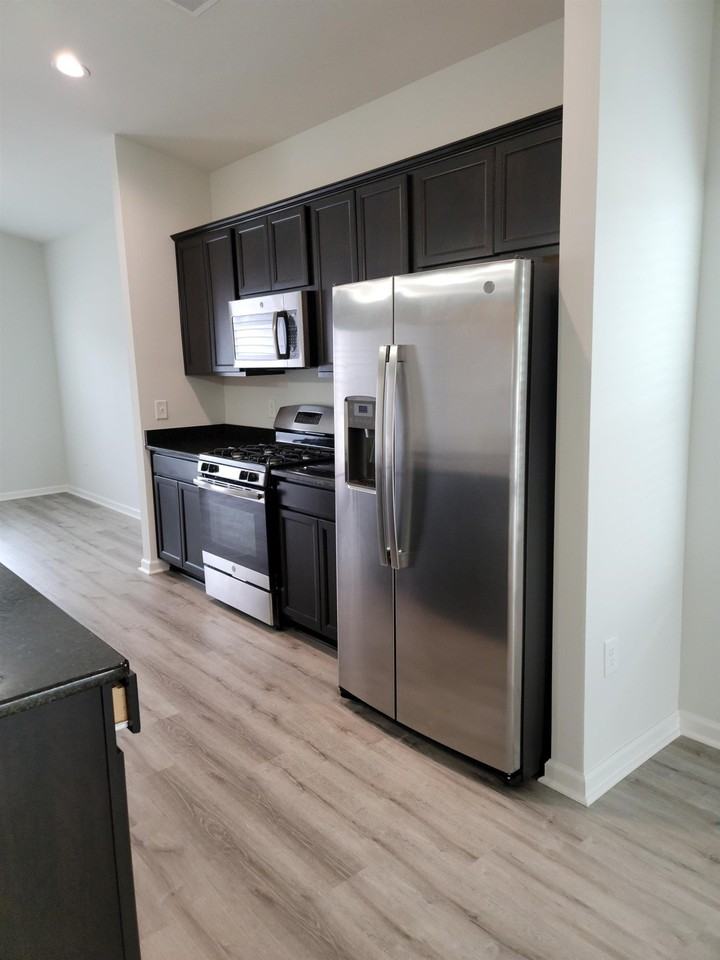 344 Angler Ct - Photo 3 of 24