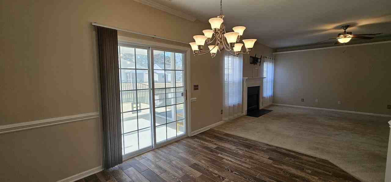 1593 Langley Dr - Photo 5 of 35
