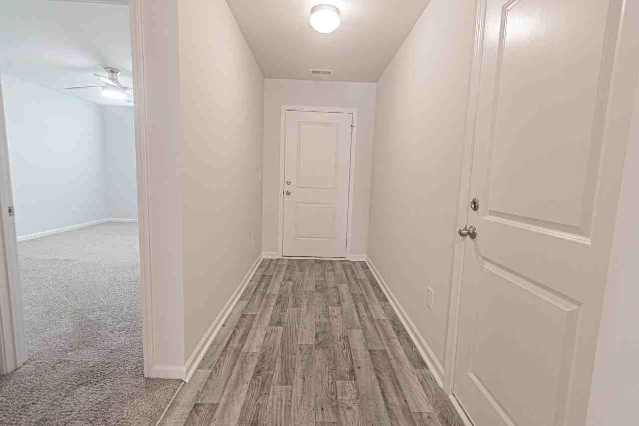 166 Foxford Dr - Photo 3 of 32