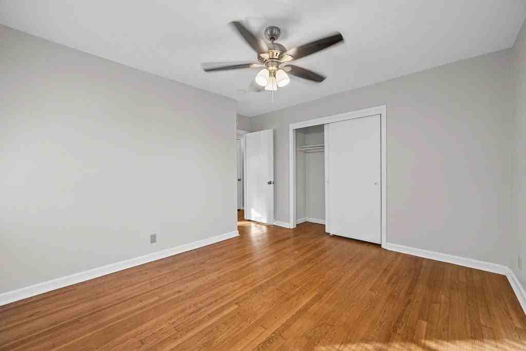 450 Claremore St - Photo 6 of 17
