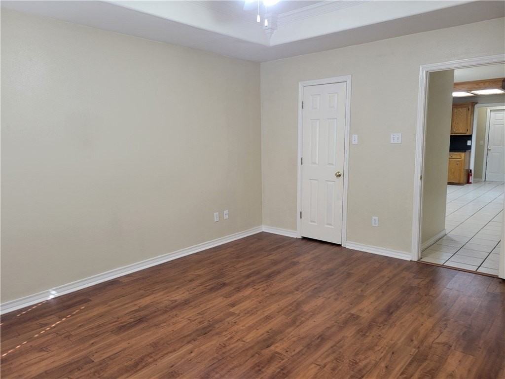 7010 Eldora Dr - Photo 7 of 16