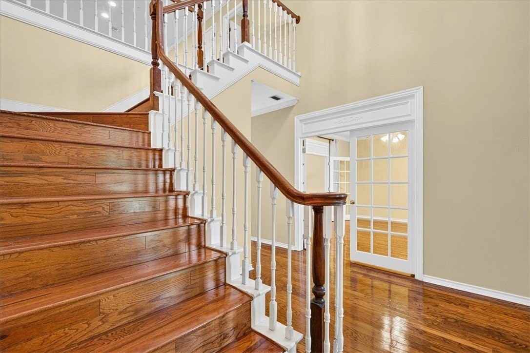 7022 Dunsford Dr - Photo 3 of 50