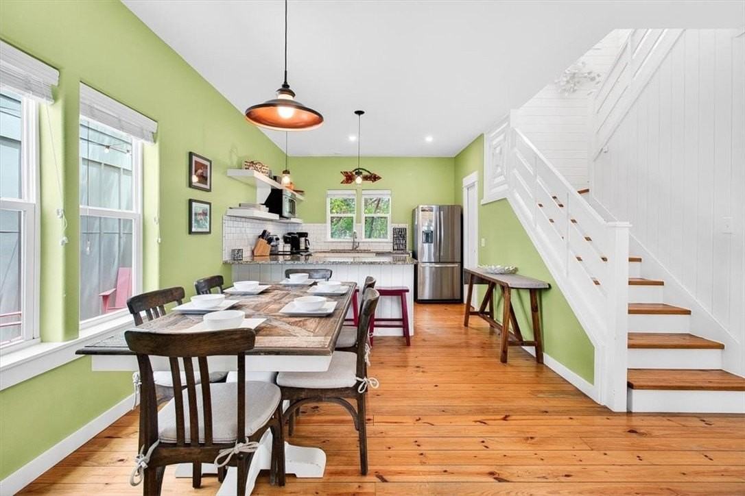 515 W Avenue C #B - Photo 7 of 34