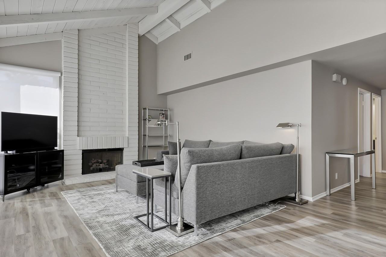 2545 Miramonte Cir W #A - Photo 6 of 19
