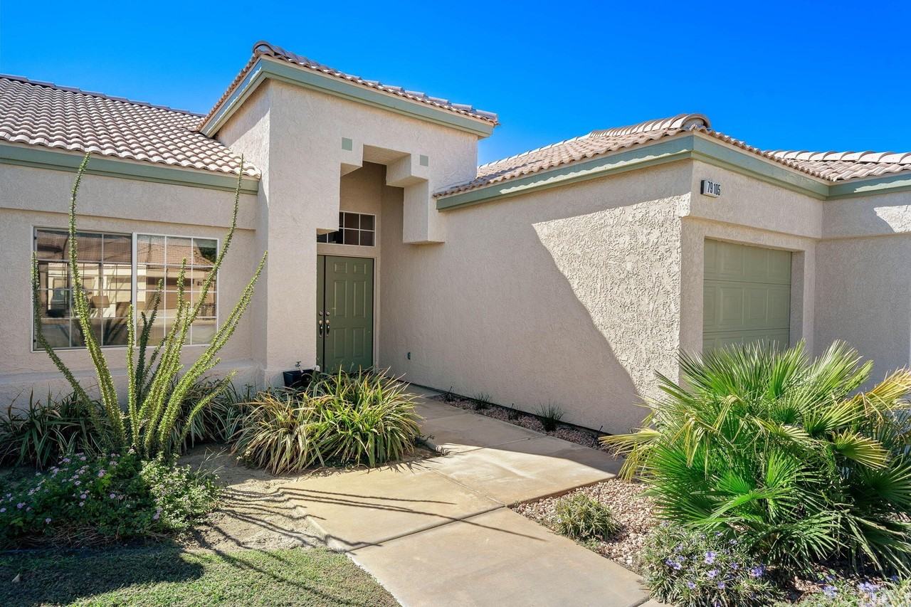 79105 Ocotillo Dr - Photo 4 of 32