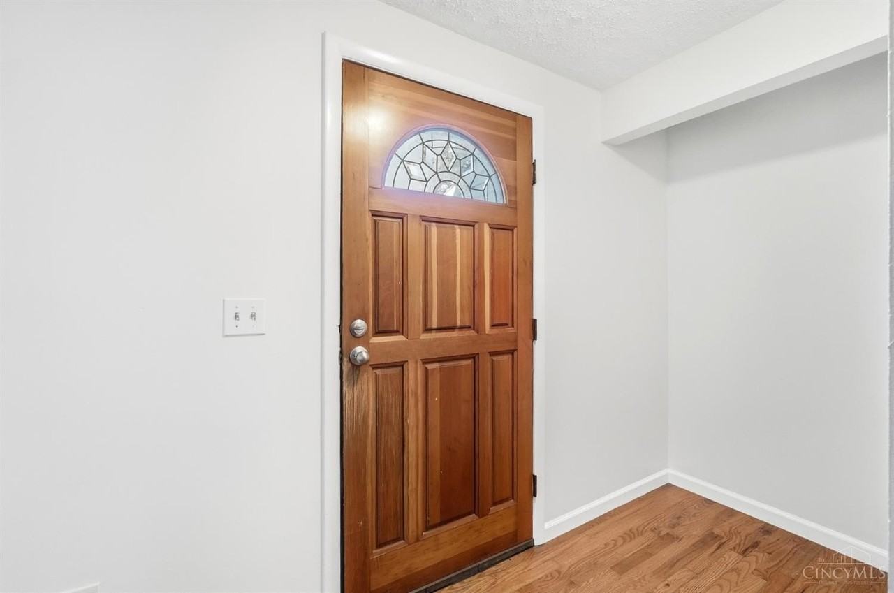 811 Majken Pl - Photo 3 of 50