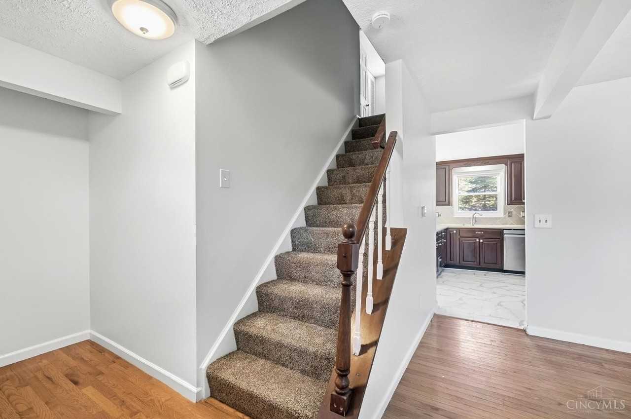 811 Majken Pl - Photo 4 of 50