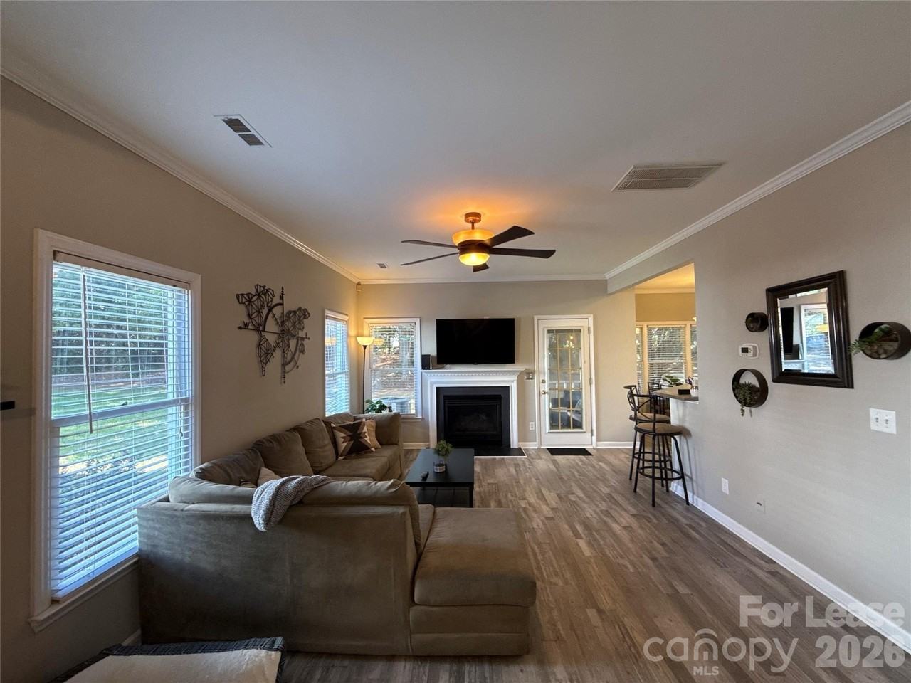 4715 Morning Dew Ct - Photo 3 of 48
