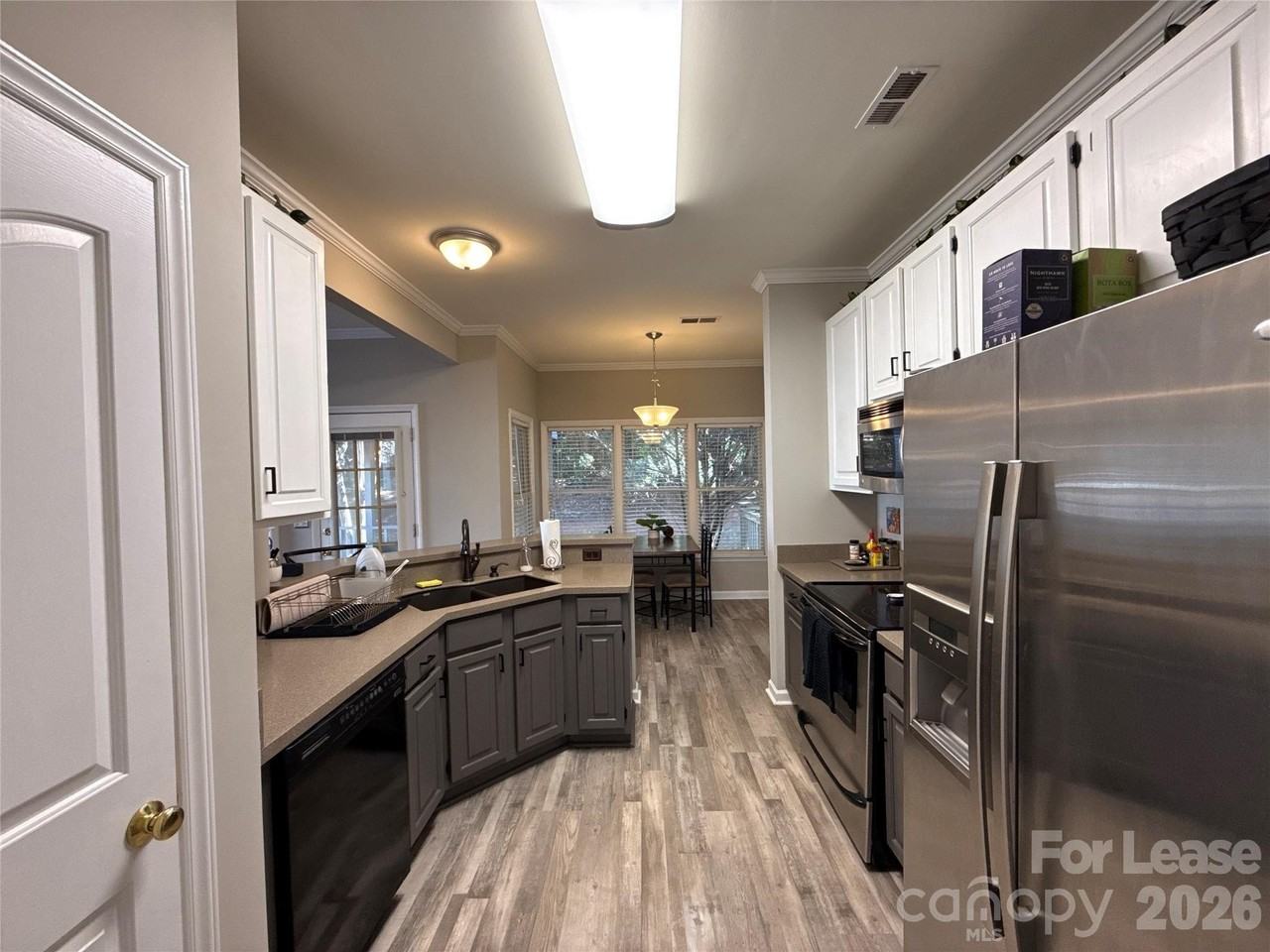 4715 Morning Dew Ct - Photo 7 of 48