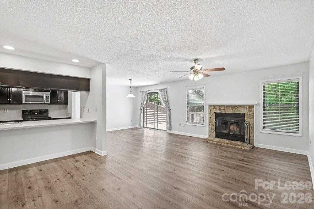 988 Cranberry Cir #54C - Photo 5 of 25