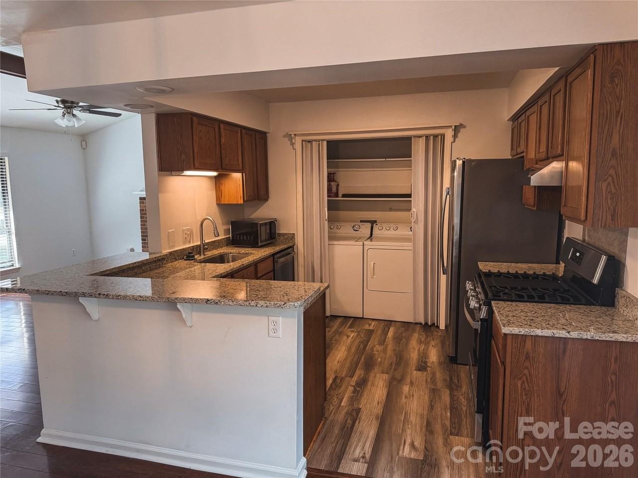 11222 Treebark Dr - Photo 4 of 15