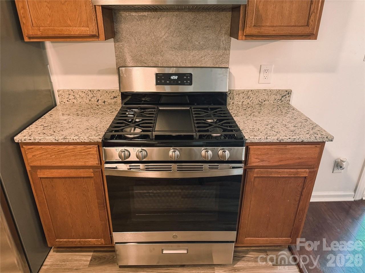 11222 Treebark Dr - Photo 5 of 15