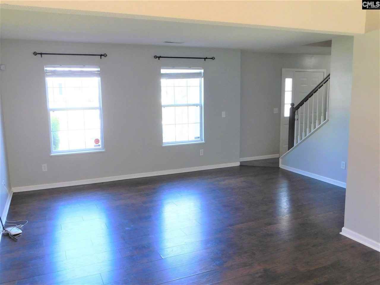 156 Saddleridge Rd - Photo 7 of 23