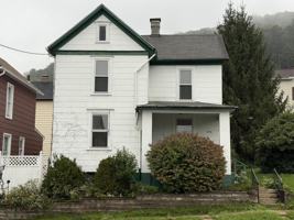 featured image of 636 Russell Ave