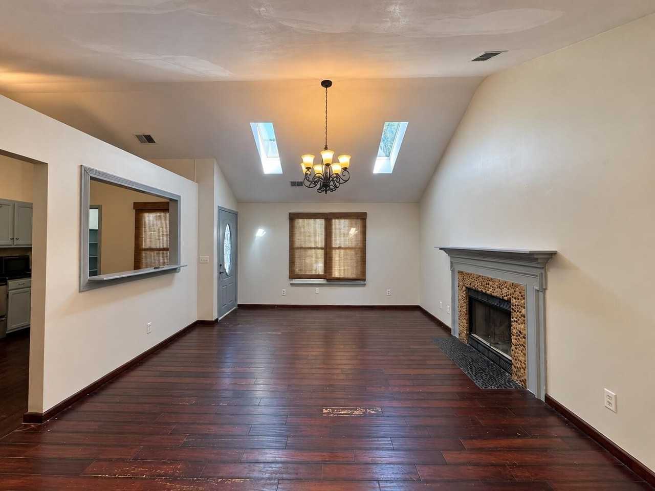 1723 Orange Grove Shores Dr - Photo 4 of 18