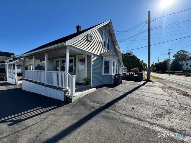 501 Ocean Ave - Photo 2 of 21