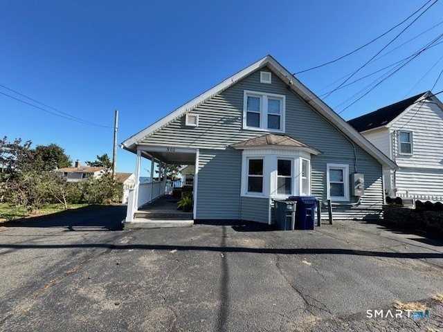 501 Ocean Ave - Photo 4 of 21