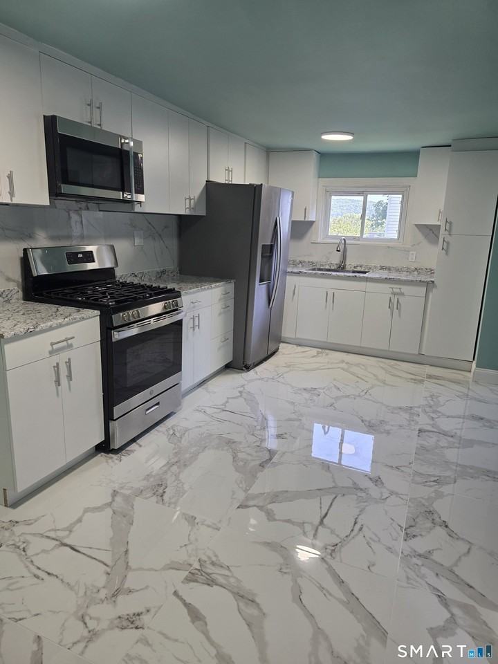 72 Ward St #2 - Photo 2 of 9