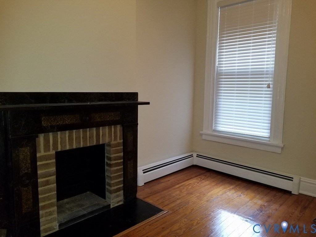 416 Strawberry St - Photo 7 of 27