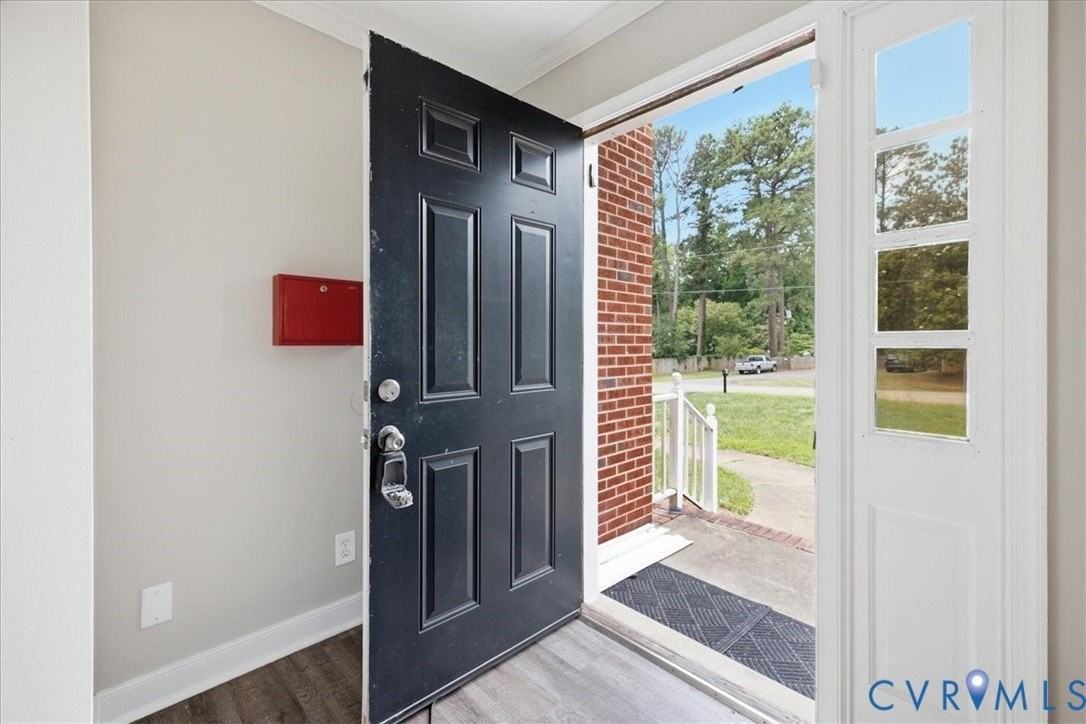 2815 Wighton Dr - Photo 4 of 29