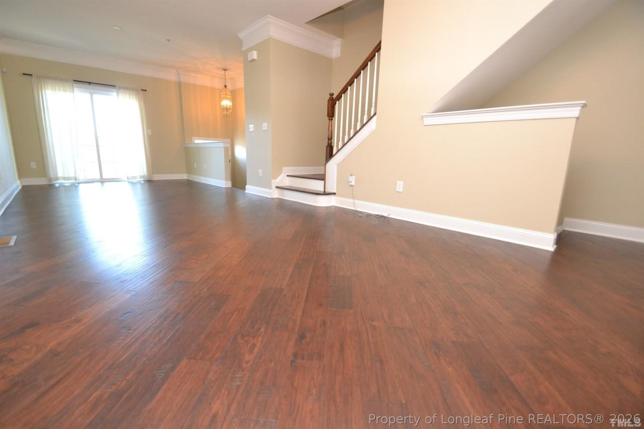 10410 Sablewood Dr #105 - Photo 5 of 46