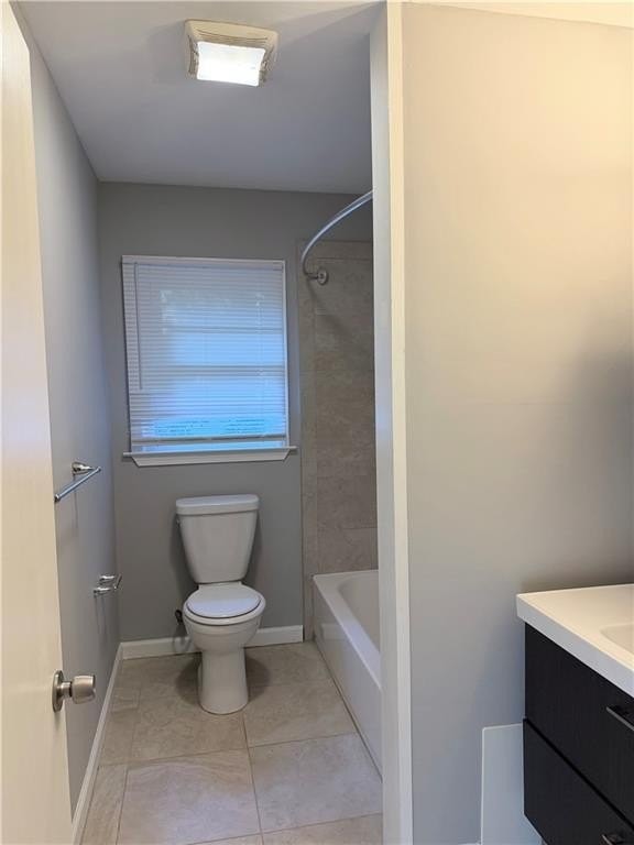 2354 Greenglade Rd Ne - Photo 5 of 13