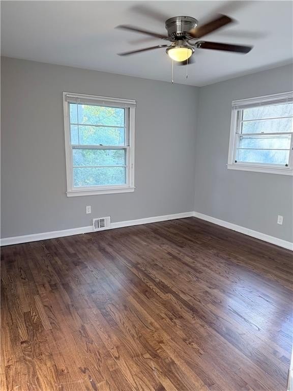 2354 Greenglade Rd Ne - Photo 7 of 13
