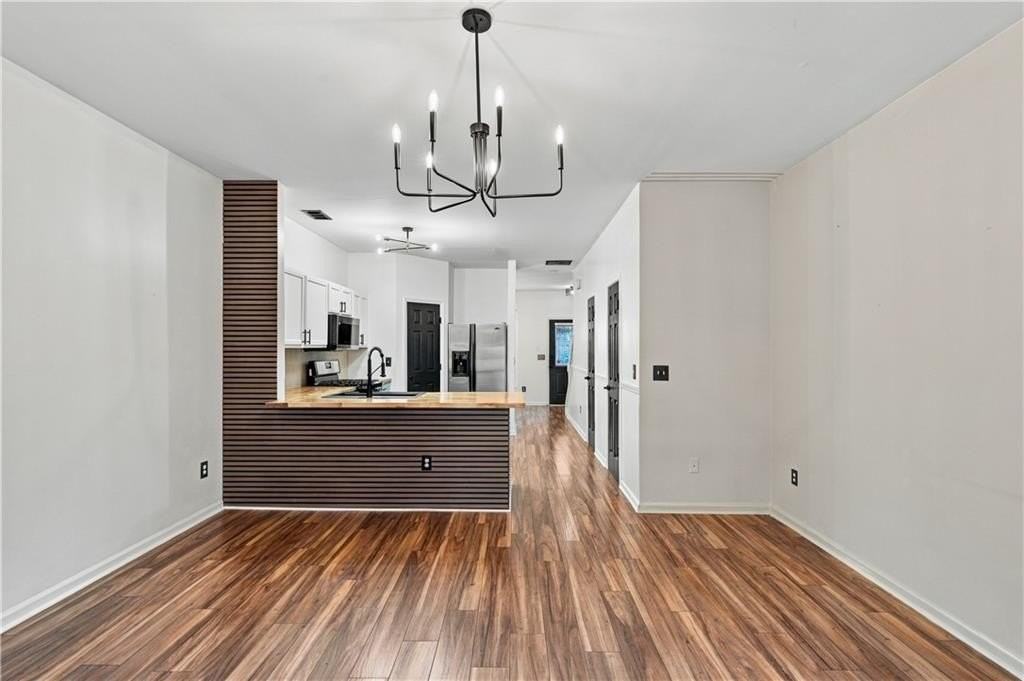 310 Paden Cove Trl - Photo 4 of 14