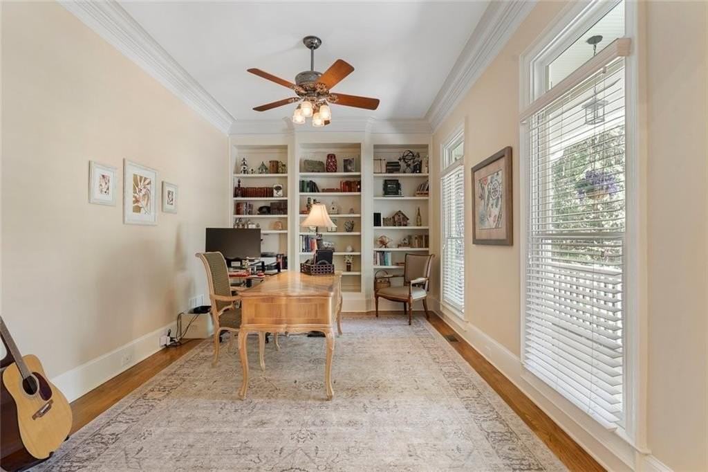 3698 Lakeview Dr - Photo 4 of 50