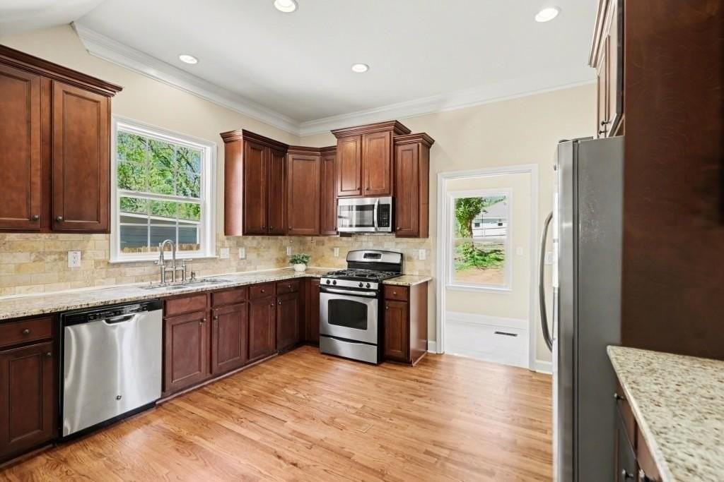1809A Walker Ave - Photo 3 of 39