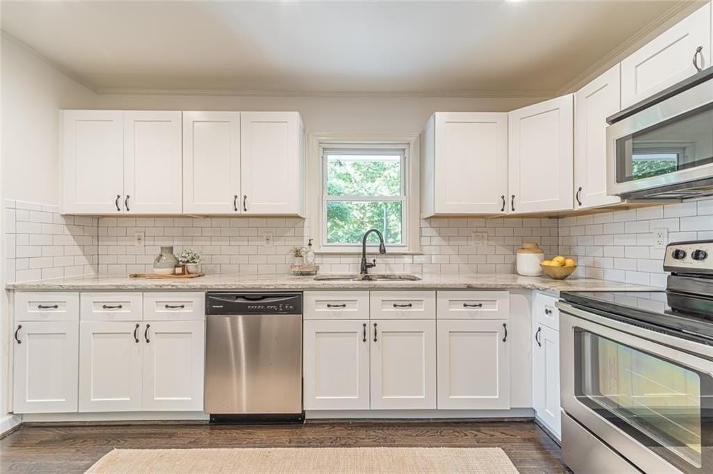 1936 Wellona Pl Ne - Photo 6 of 18