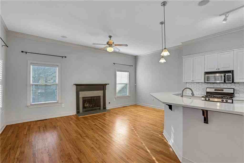225 Carlyle Park Dr Ne - Photo 5 of 31