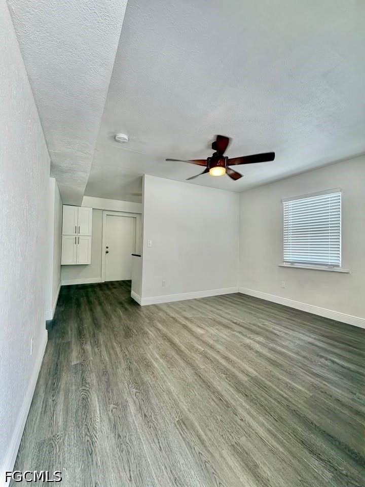 3208 Dale St - Photo 2 of 20
